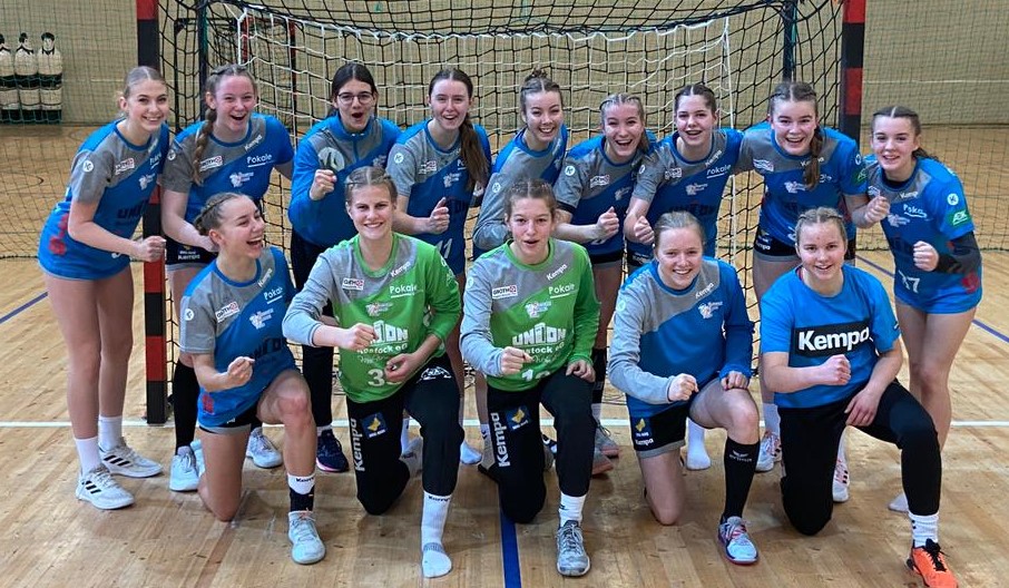 Knapper Heimsieg im Geisterspiel