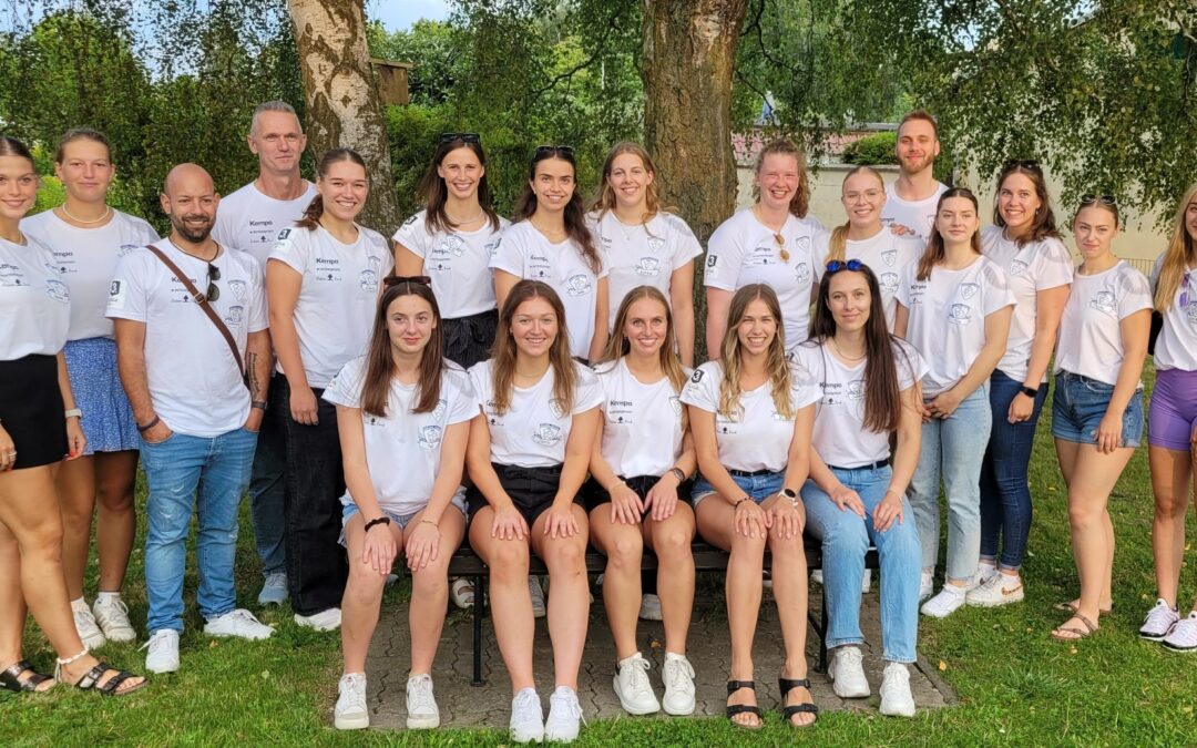 Dolphins testen gemeinsam mit Juniorteam