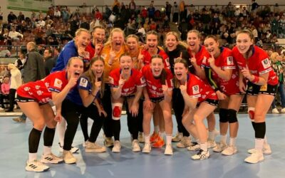 Derbysieg im Premierenspiel